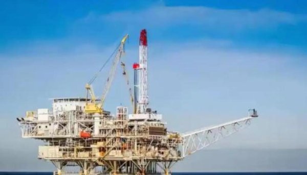 正中优配 中企开始进口加拿大原油，加拿大发上美国财，看谁能笑到最后